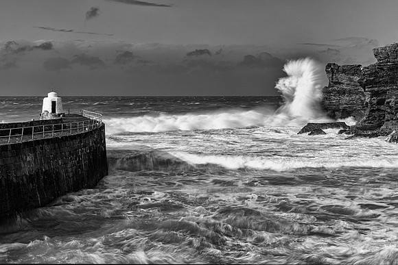 Monkey Hut Waves